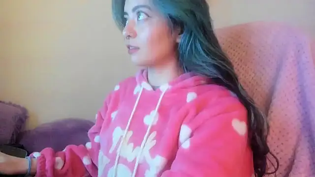 Sammysammy  online show from April 9, 6:05 am