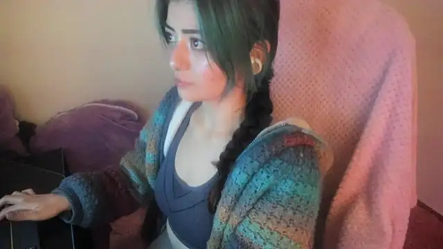 Sammysammy  online show from April 8, 5:31 am