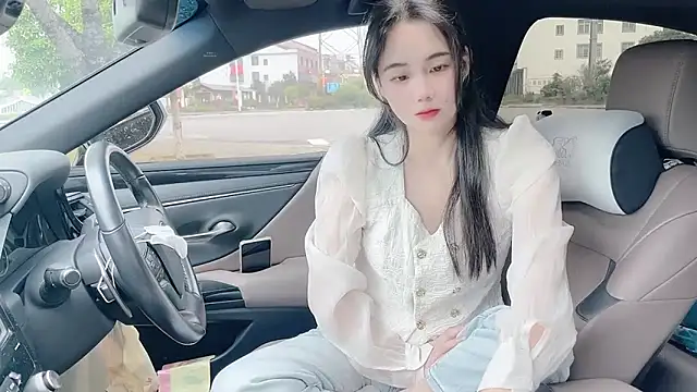 orla2021 online show from October 17, 12:58 am