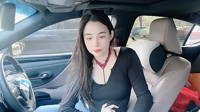 orla2021 online show from December 20, 12:47 am