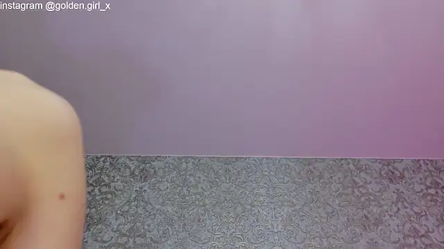 Akilla Queen online show from March 22, 8:20 am