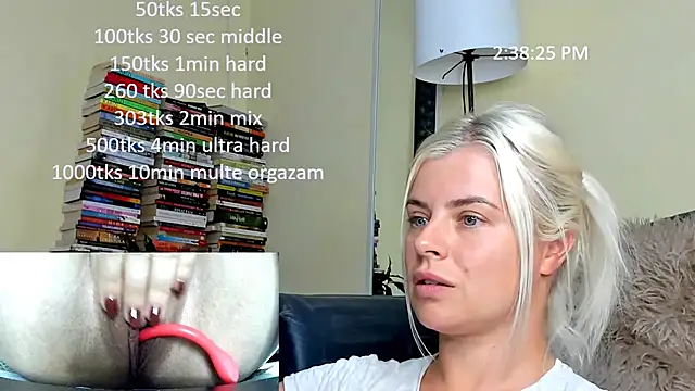queenofthenighttt online show from July 30, 12:39 pm