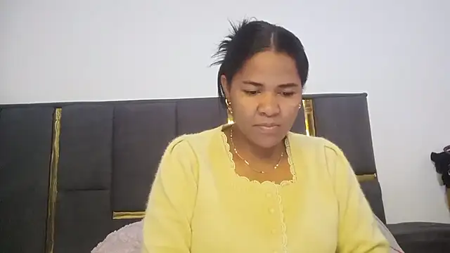 aleixane online show from June 24, 5:39 am