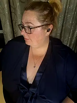 Iceprincess2bad4u online show from February 3, 6:12 pm