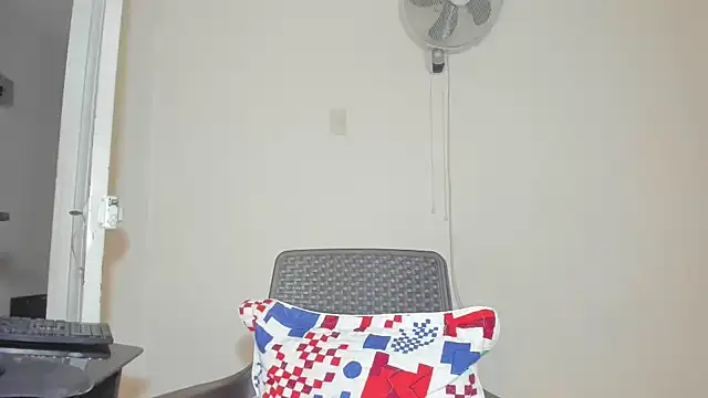 HUGEBOOBS MILF online show from February 10, 12:57 am