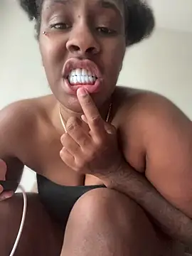Foreignthababyy online show from April 27, 5:21 pm