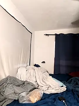 JadaSkyy online show from April 22, 8:50 pm