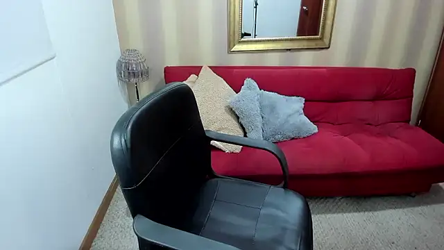 NicolettColin online show from January 8, 8:13 pm