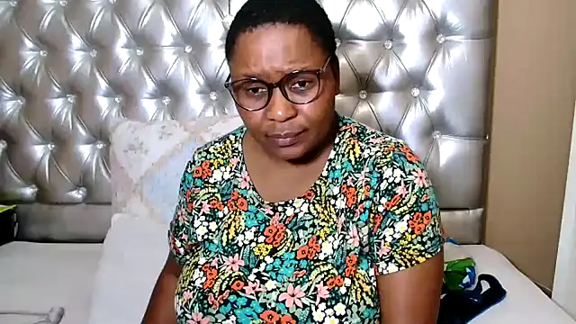 missboobsxx online show from February 12, 12:07 pm