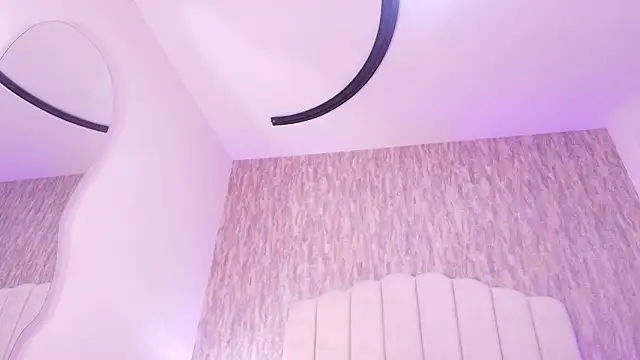 raven lilith  online show from February 22, 6:47 am