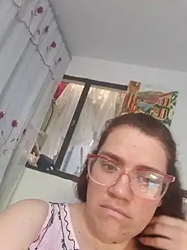 karlythothxh online show from October 25, 6:59 pm