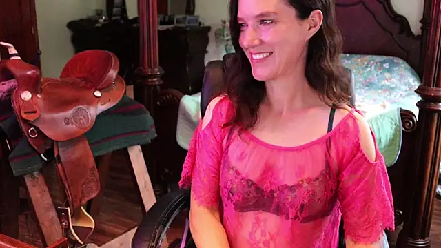 thornburyrose online show from November 7, 8:14 pm