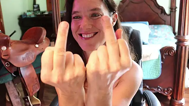 thornburyrose online show from September 13, 7:33 pm