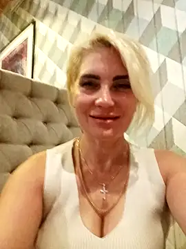 JennyOMay online show from September 18, 4:44 am