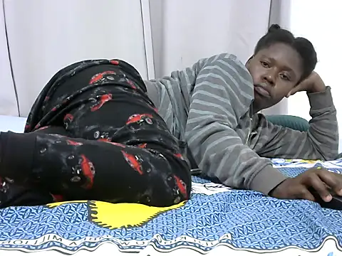 ebony medline online show from November 21, 6:54 pm