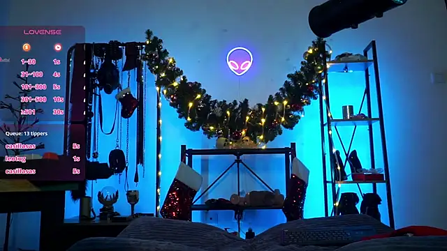 CyberXGoddess online show from December 17, 1:55 am