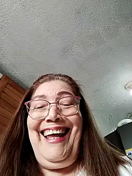 Vicky Rosse online show from February 3, 4:56 pm