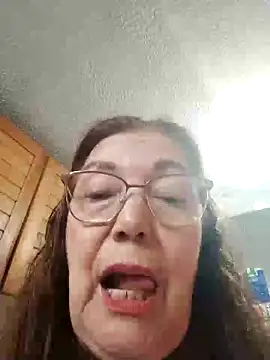 Vicky Rosse online show from April 13, 8:31 pm