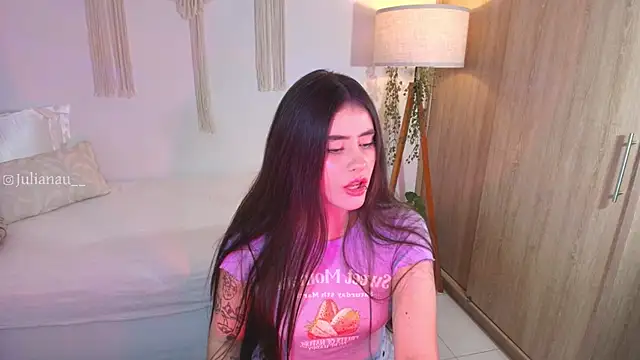 iriswest  online show from November 20, 1:17 am