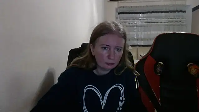 PeterAndJen online show from December 4, 3:46 pm