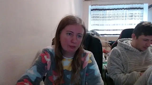 PeterAndJen online show from November 23, 12:40 pm