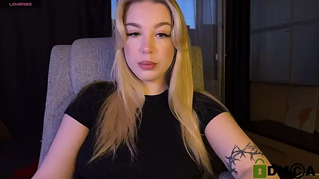 ariashaa online show from April 6, 3:57 pm