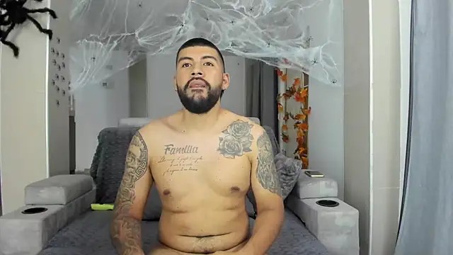 DulceRomance online show from October 17, 5:43 am