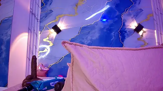 lorrayne  online show from November 13, 12:26 pm