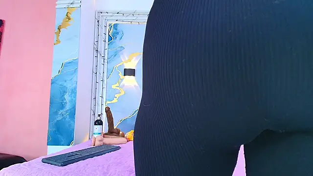 lorrayne  online show from January 16, 12:12 pm