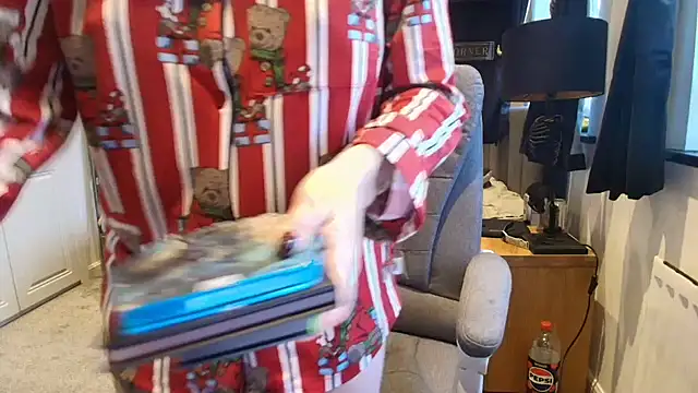 short sweetpea online show from October 22, 7:02 am