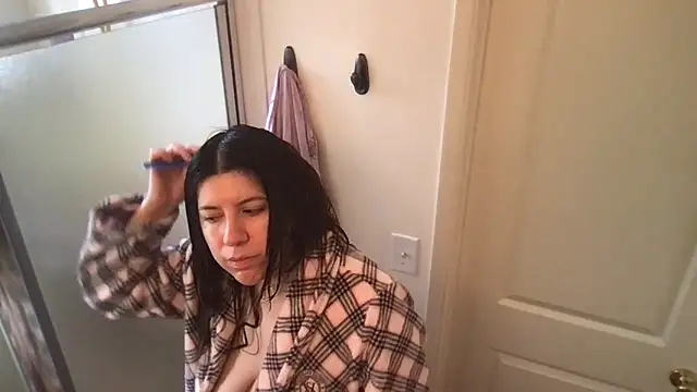 HYPHYtype online show from November 4, 10:15 pm