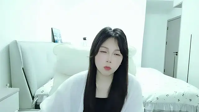 Sunset glow online show from March 8, 3:38 pm