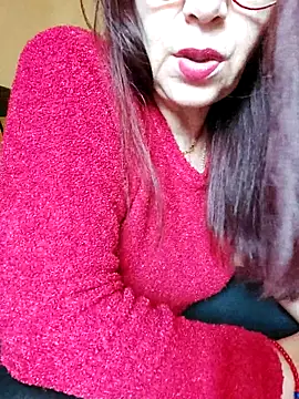 Snapshot of Love_Tina56 chatting on October 23, 8:31 am Love Tina56 online show from October 23, 8:31 am