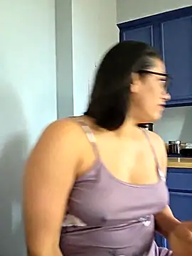 Nikkierosee online show from October 15, 1:25 pm