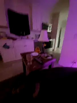 stormiesin6 online show from March 3, 5:35 am