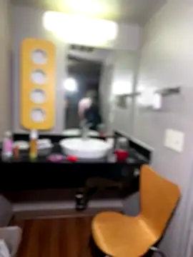 Snapshot of 1-800-FUCKYOU chatting on October 30, 6:05 am 1-800-FUCKYOU online show from October 30, 6:05 am