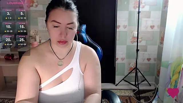 Snapshot of Korolek12 chatting on October 23, 4:51 am Korolek12 online show from October 23, 4:51 am