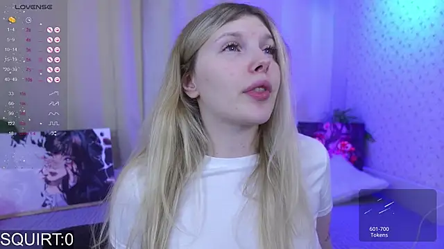 Snapshot of _aleksa_ chatting on October 8, 6:29 am  aleksa  online show from October 8, 6:29 am