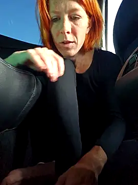 Snapshot of Mymiesexy chatting on October 5, 3:39 pm Mymiesexy online show from October 5, 3:39 pm