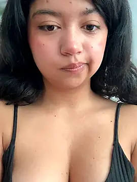 Peach Girll online show from June 1, 6:42 pm