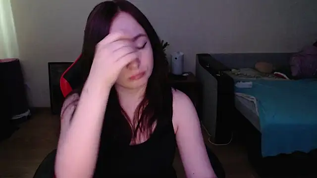 Laralianna online show from April 28, 5:55 am