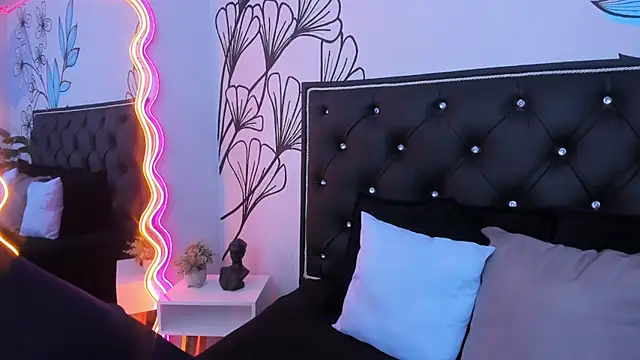 Sweet Ariadna  online show from October 8, 12:42 pm