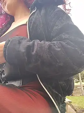  Laary online show from February 14, 10:34 pm