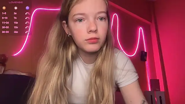 -veranito- online show from September 19, 3:27 am