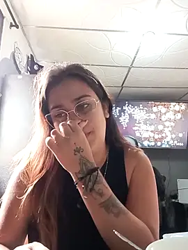 Latina sexy1 online show from January 31, 7:56 pm