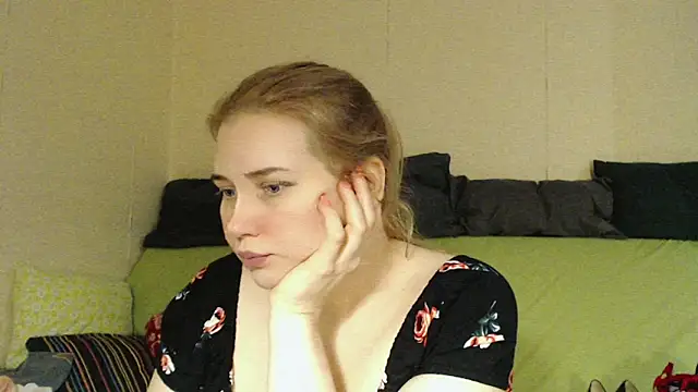 mmmPinUpGirl online show from February 10, 1:08 am