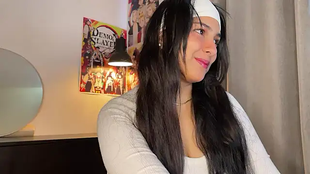 xSelena online show from December 14, 6:35 pm