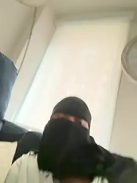 Submissive Arab online show from May 20, 8:17 pm