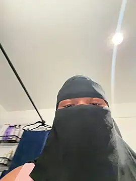 Submissive Arab online show from May 17, 2:11 am
