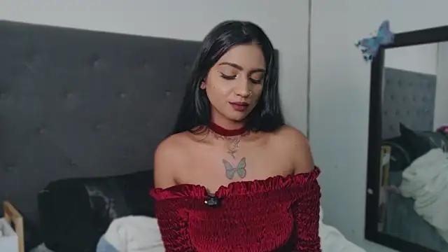 Delilah Blazee online show from May 31, 10:54 am